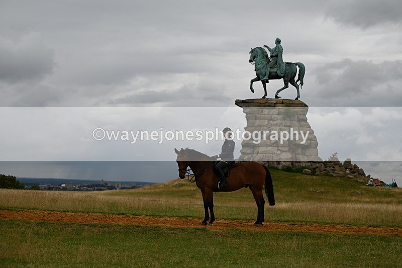 DSC_5466 - Time at Statue 11:46 to 12:16