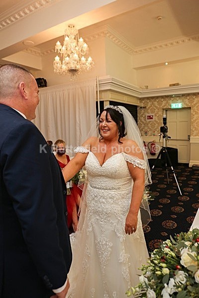 198 - Eric Rooney and Philomena Furey Castle Arch Hotel