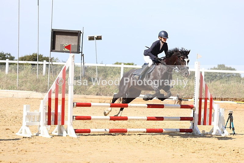 3E7A1266 - Class 8: 80cm Junior