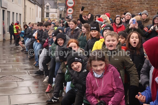 DAD_1961 - Stromness Yule Log Pull
