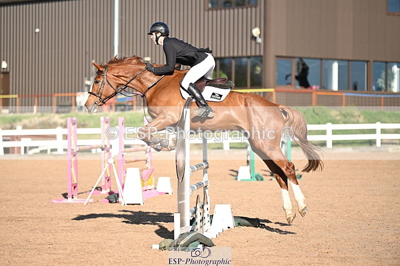 241026A-150200-01434 - SAT Cls 16-18 Children on Horses