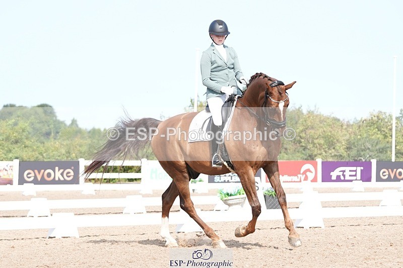 250815-102207-00404 - 009-Rebecca.HeavenAfortinius