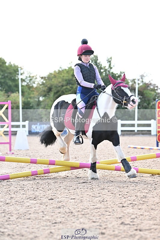 250821B-145137-00877 - Group D - Thomasina