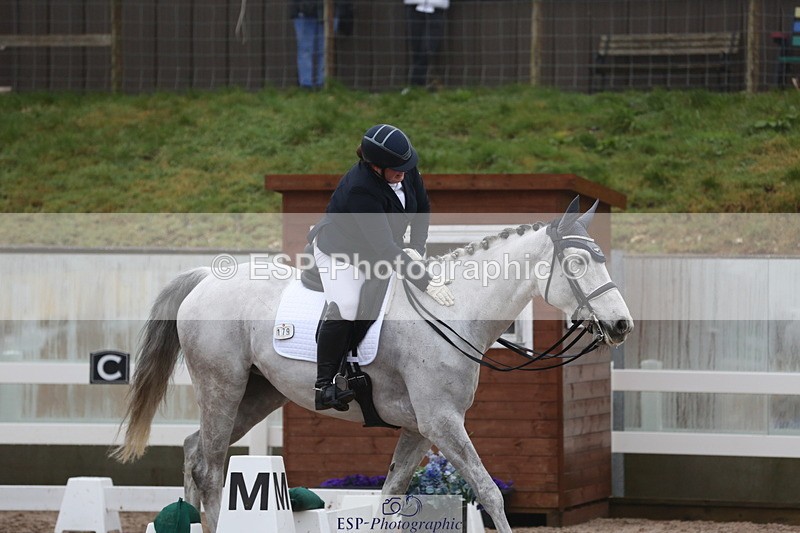 240217A-100756-00940 - 179-Sophie.Gregory-Lady.Lucydale