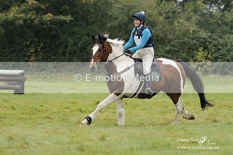  WWHT 171021 1954 - Novice Pairs (0.80m)  17/10/21