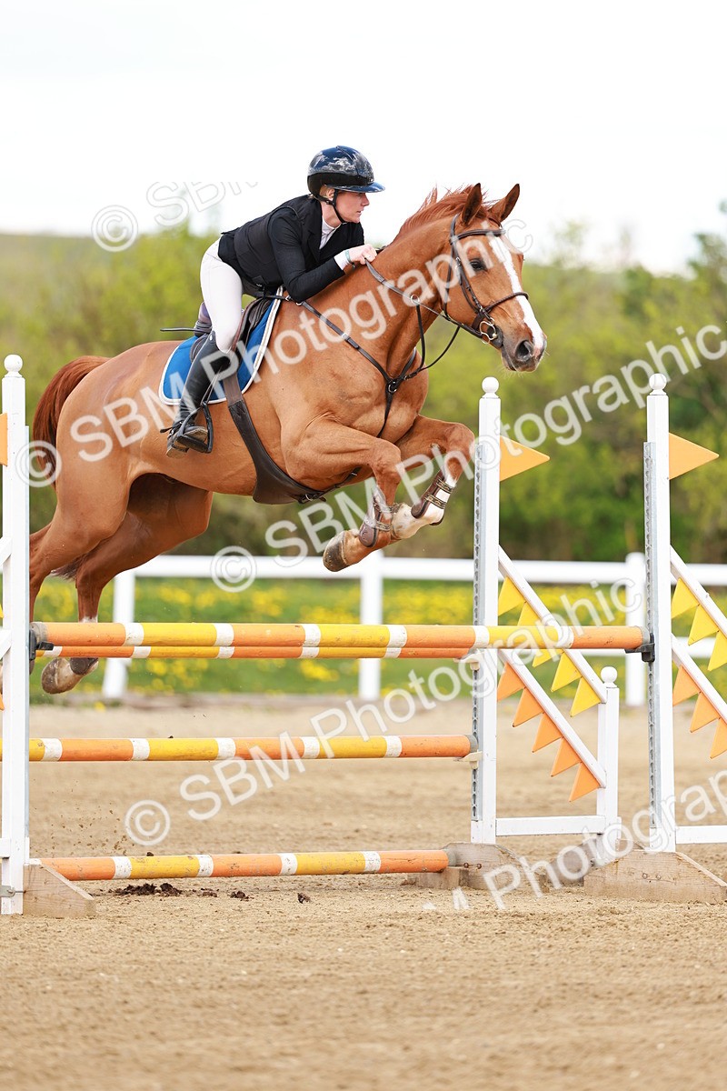 SBM_001897 - Class 4 - Senior Newcomers - 1.10m