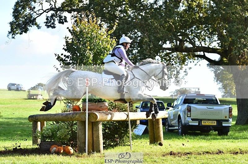 231022-112432-26045 - 250-COOLEY.COUTURE-Gemma.Stevens-XC