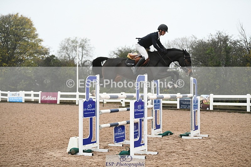 241103A-143705-08614 - SUN Cls 23 National 1.30 and 1.40m