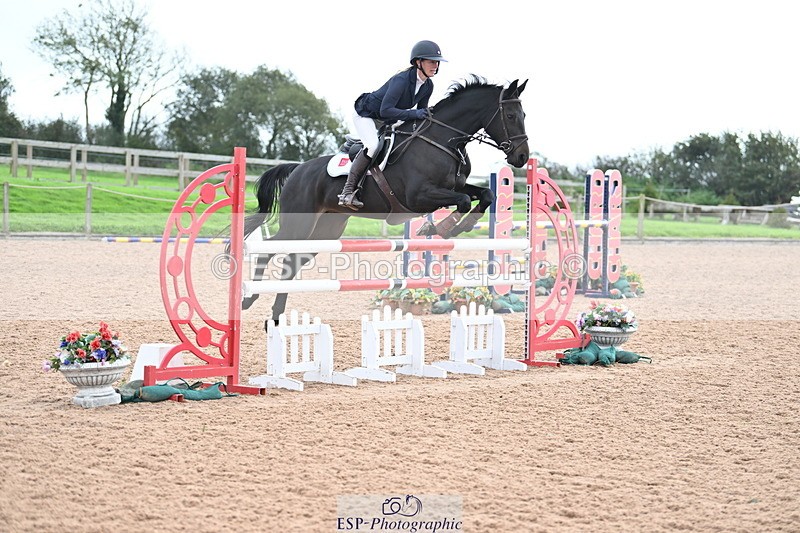 231013A-125755-02264 - Cls 8 Blue Chip Power Jump Off and Presentations