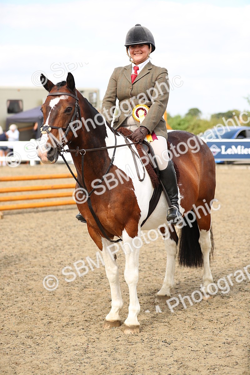 SBM_05673 - Class 48a Style & Performance 70cm (15-19)