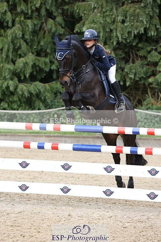 230618-190010-14456 - Cls 22 Hoys 138cm Jump offs