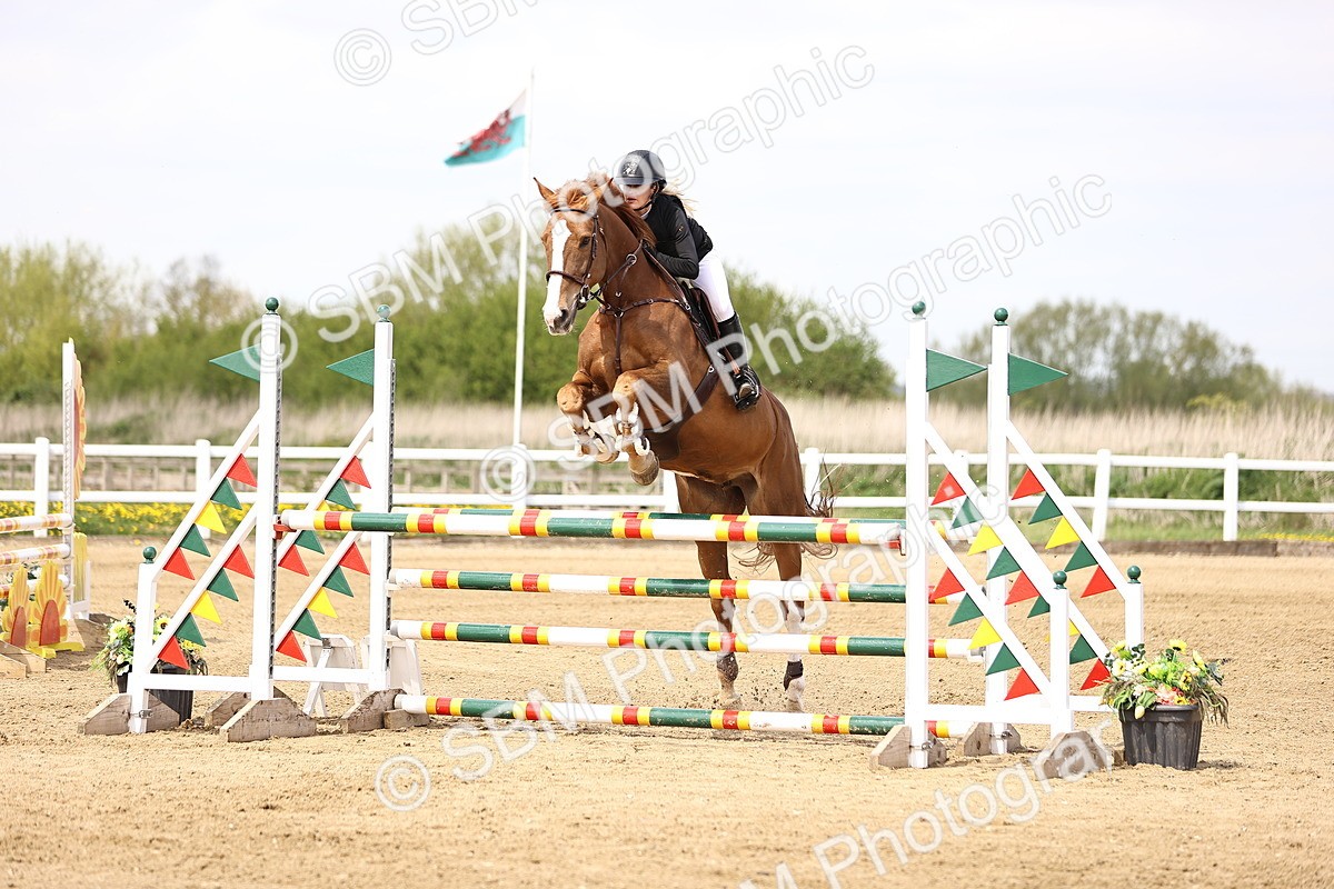 SBM_002256 - Class 11 - Senior newcomers - 1.10m