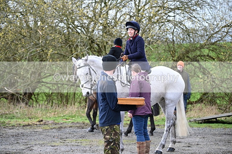 WJ6_8526 - Meet & Line One