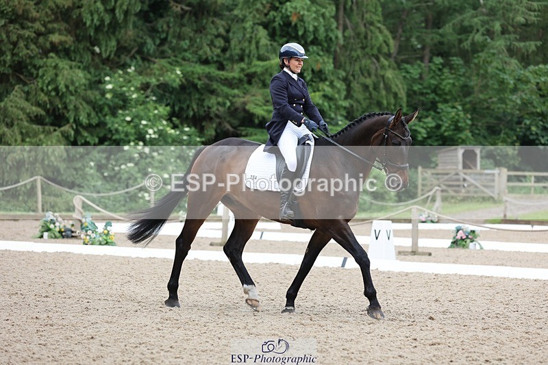 240524-092048-07133 - 254-KILBUNNY_RIOJA-Kate_Penny