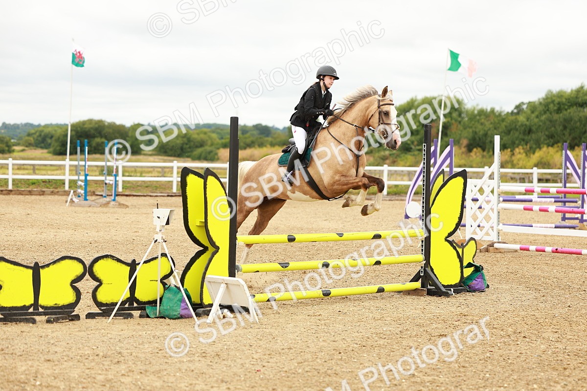 SBM_001554 - Class 8 - Clear Round