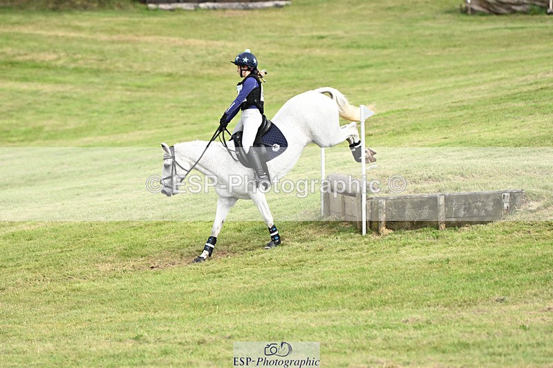 240825X-151829-35616 - 80cm XC 14.30 to 15.30