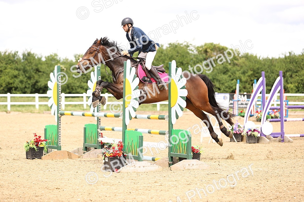 SBM_007317 - Class 18 - Senior 1.05m