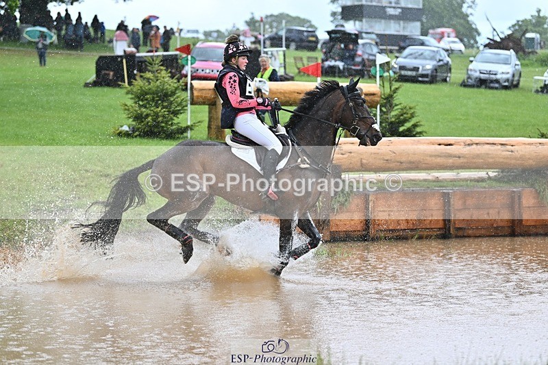 240526-134118-23012 - 539-PURE_TRENDSETTER-Ellie_Fredericks