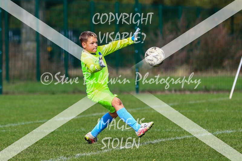 1DX20327 - 2025-10-05 FC Abbey Meads U11 Blue V St Andrews FC U11 Cardinals