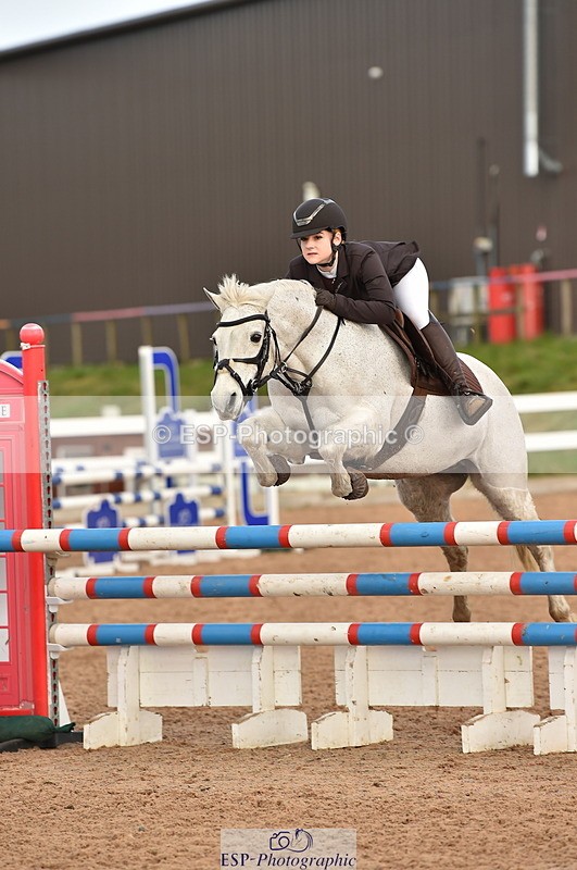 240210A-120418-01085 - Cls 8 Pony Newcomers & 1m Open