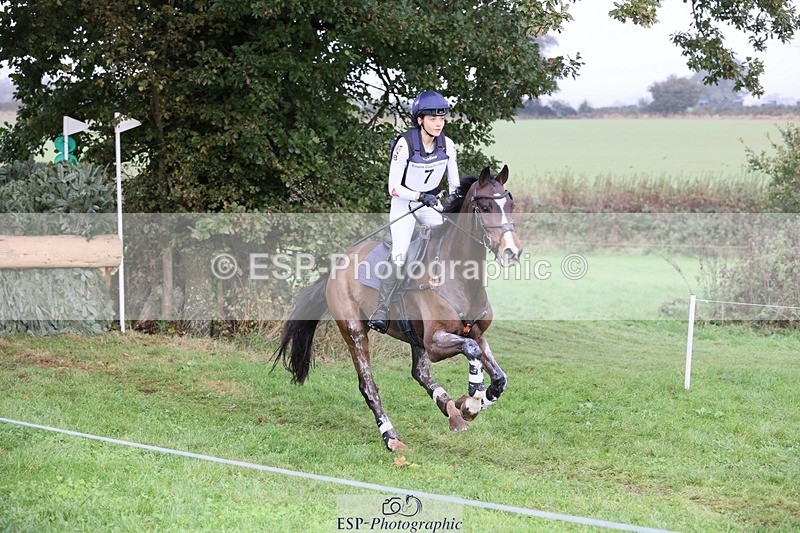 231020-101620-06195 - 007-JEWEL-Charlotte.Cooke-XC