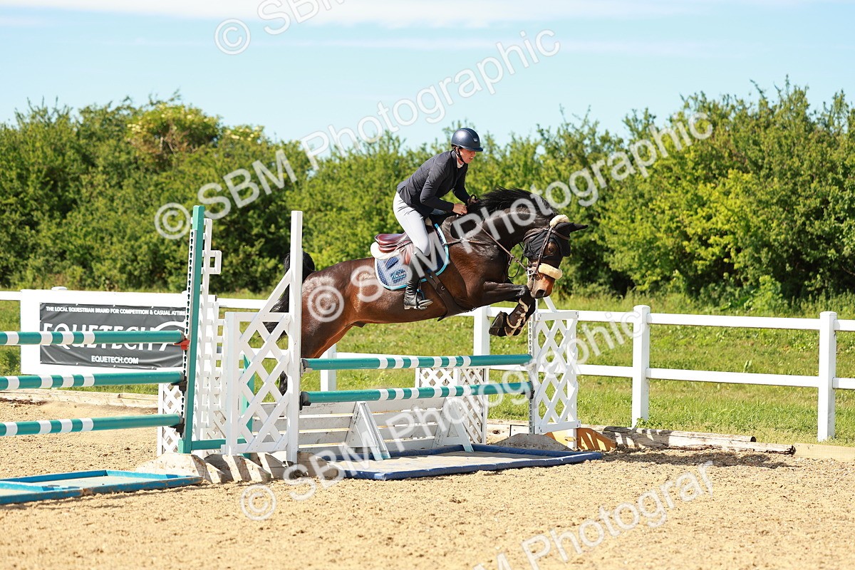 SBM_002732 - Class 4 - Senior Newcomers - 1.10m