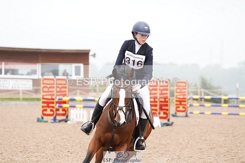 240901A-092450-05352 - 316-Francesca.Lawrence-WITH.A.LITTLE.BIT.OF.LUCK