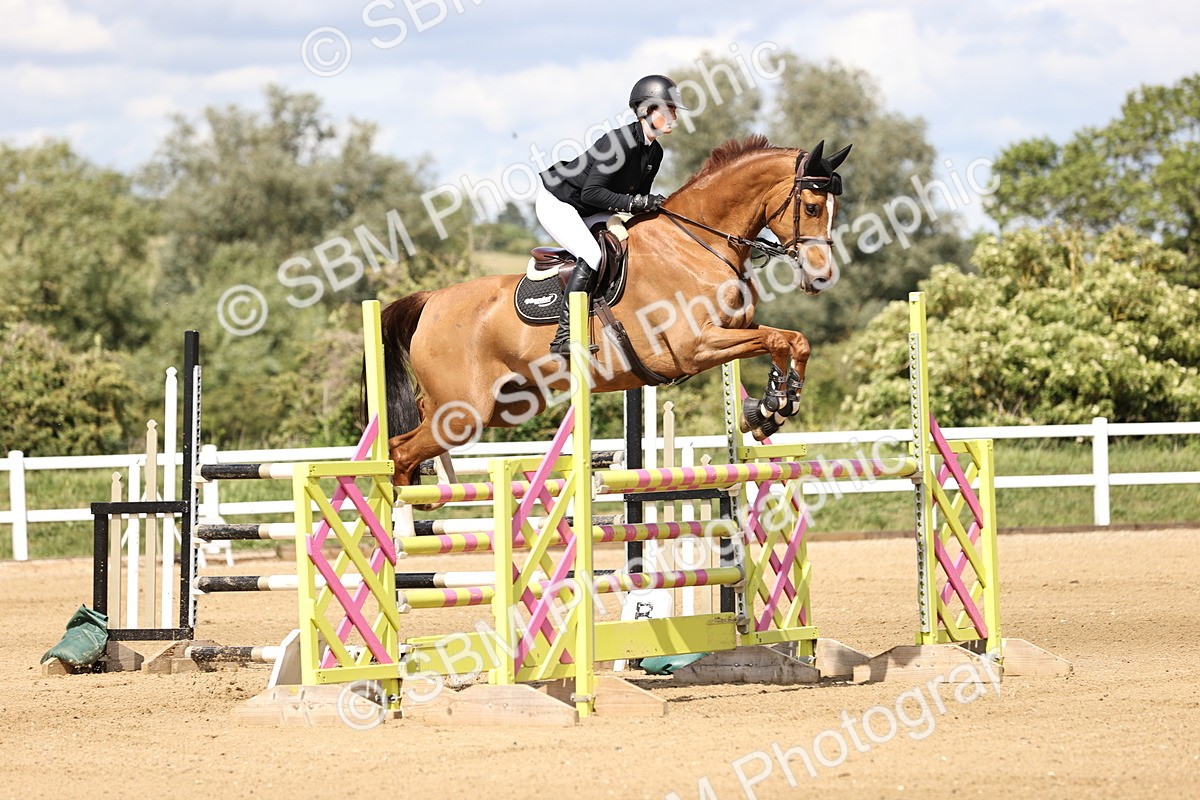 SBM_003512 - Class 12 - Senior Open - 1.15m
