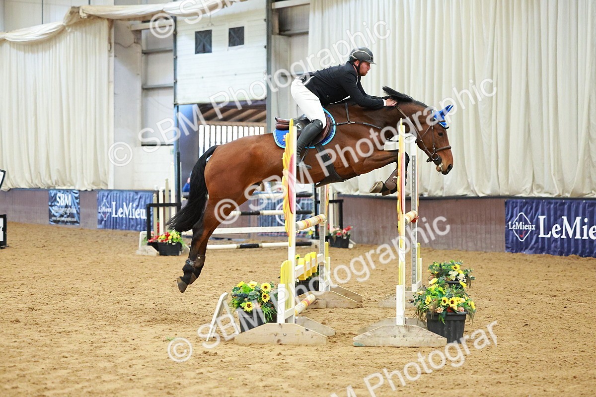 SBM_007182 - Class 19 - Senior Newcomers 1.10m