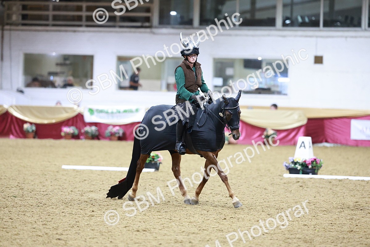 SBM_10352 - Class 62 - Strictly Fancy Dress-Age