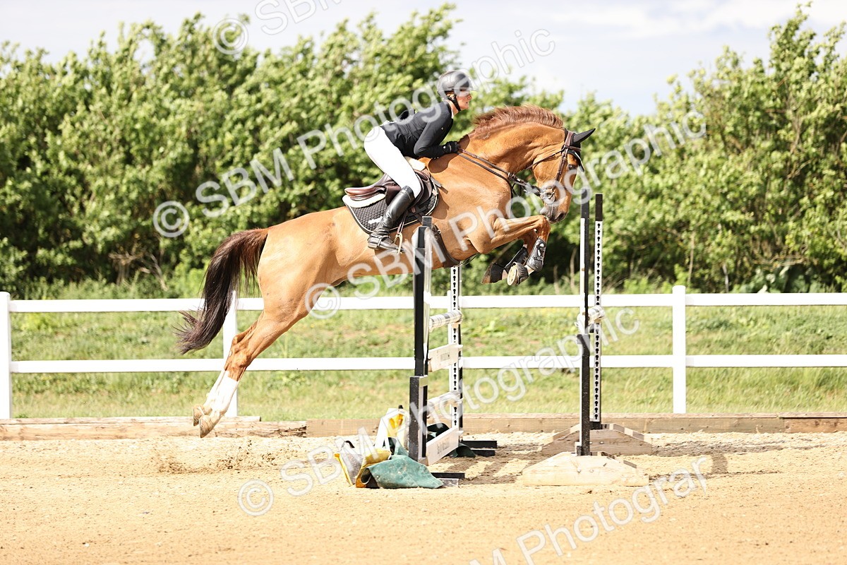 SBM_003511 - Class 13 - Senior Foxhunter - 1.20m