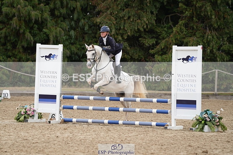 250824A-111842-35138 - 2045-Rosie.Saunders