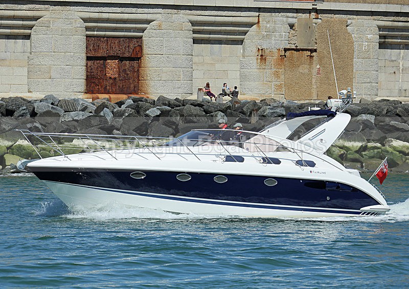 130506 WAKEY WAKEY FAIRLINE TARGA 40 WT7A1052 - Motorboats - Open