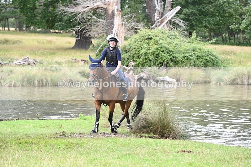 WJ7_2608 - Time at Water 11:37 to 12:13