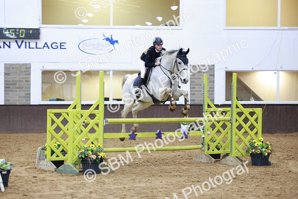 SBM_007694 - Class 24 - Nupafeed Supplements Senior Discovery/ 1m Open