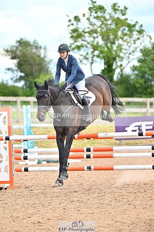 240608A-144504-02815 - Cls 5 Snr Foxhunter and 1.20m Open