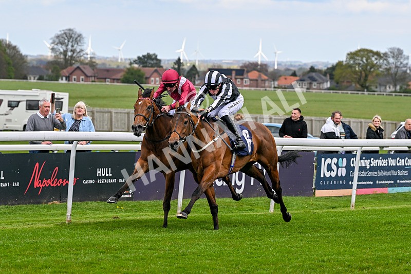 150426-Race 1-Thankfully-4649 - Race 1