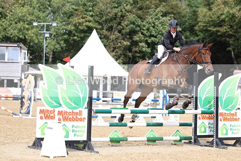 3E7A9688 - Class 10: Senior 95cm open