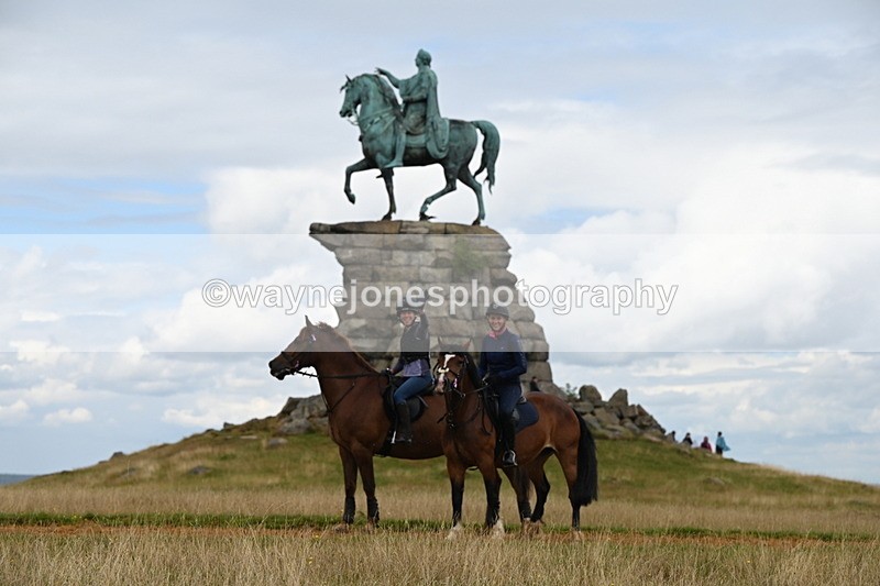 DSC_9266 - Time at Statue 14:33 to 15:10
