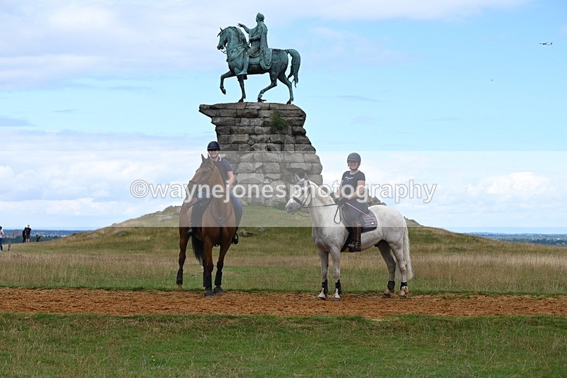 DSC_8572 - Time at Statue 13:52 to 14:33