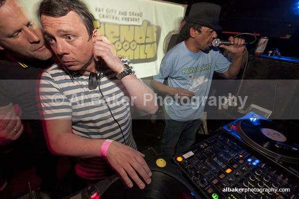 245 - Friends-&-Family @ the-roadhouse 02.05.15 (b)