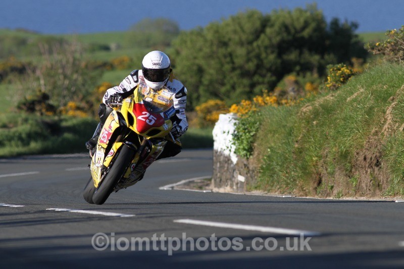 Ian Mackman Suzuki / InFront Motorcycles - Monday Practice Solos