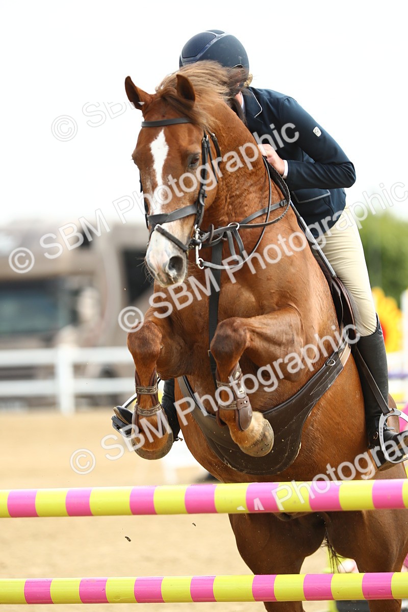 SBM_001113 - Class 4 - Senior Newcomers 1.10m