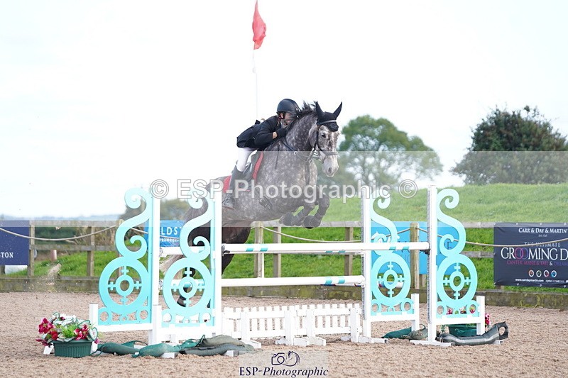 241005A-155956-05134 - SAT Cls 12 Snr Fox & 1.20m Open