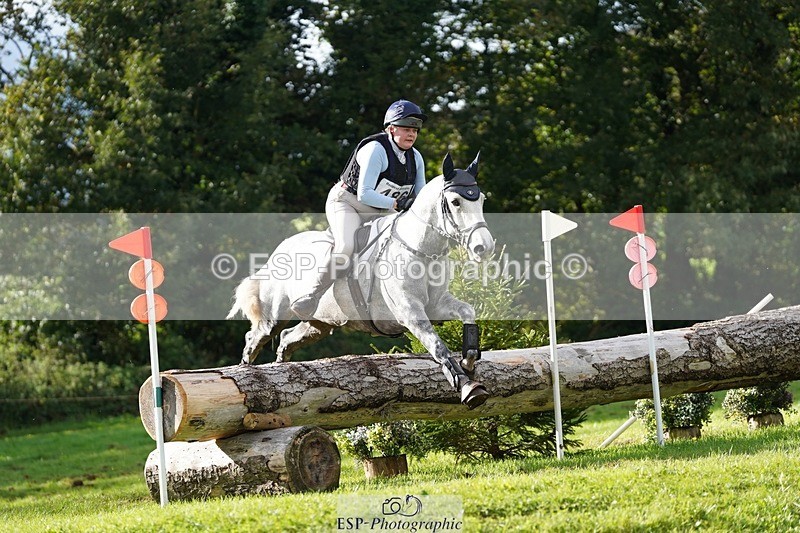 231021-150834-20092 - 486-PROSPECT.LAD-Francesa.Aitchison-SC+XC