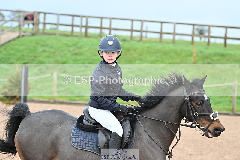 231203A-132429-01377 - Cls 23 Stepping Stones 128cm & 138cm