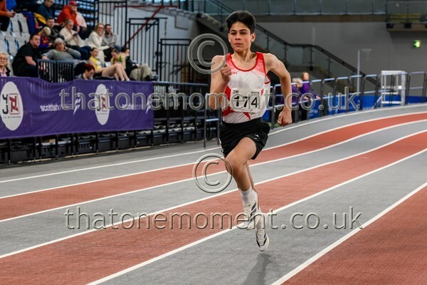 AgeInd25SAT-919687 - Track Male