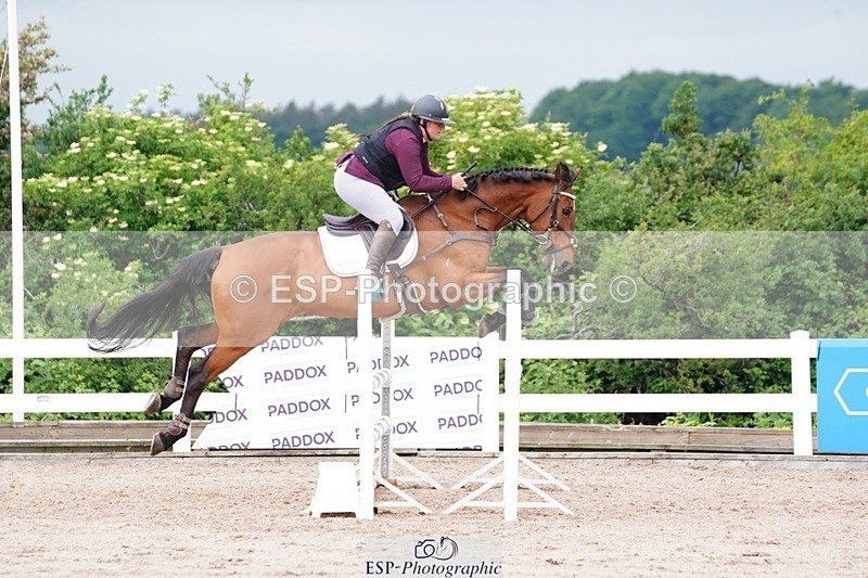 250524-121020-06536 - Cls 21 A&B Snr Disco & 1.00m Open