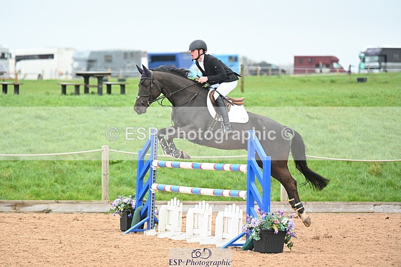 240316A-100728-02551 - Cls 13 Snr 1.05 and 1.10m Open