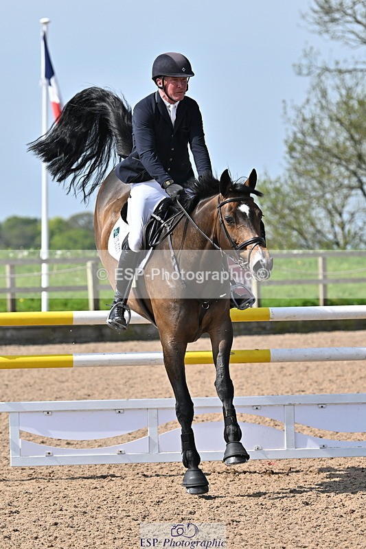 240509A-102850-00884 - Cls 8 Foxhunter